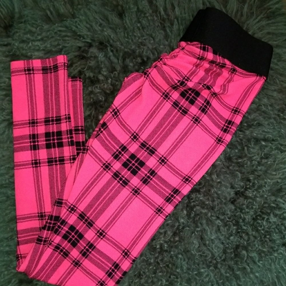 Cute Booty Lounge Plaid